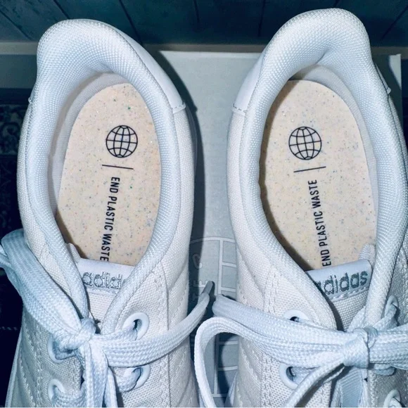 Adidas | Classic White Lace-Up Sneakers - Picture 5 of 10